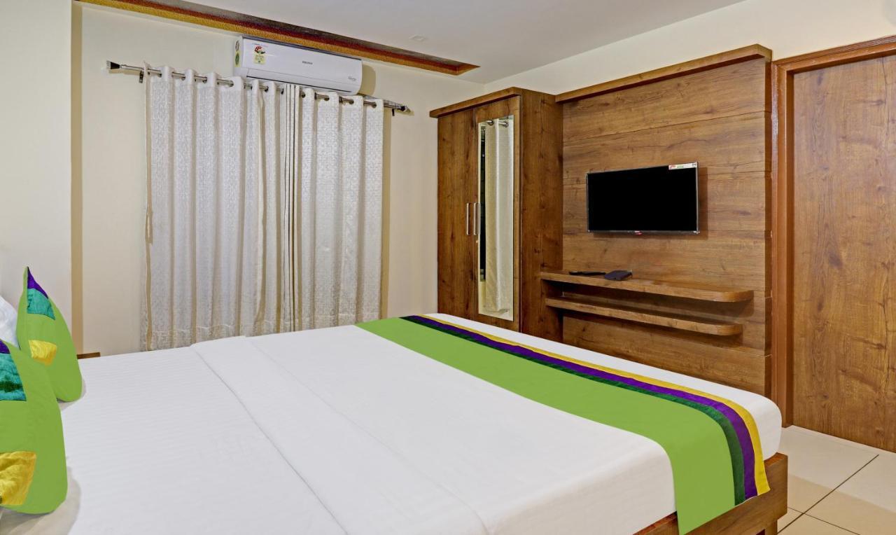 Treebo Skanda Suites Kumbalgod Exteriör bild